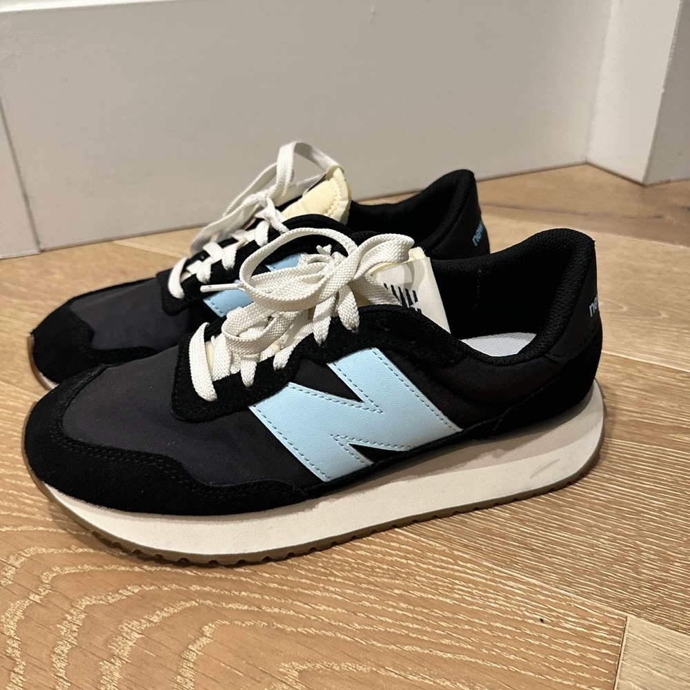 New balance 237